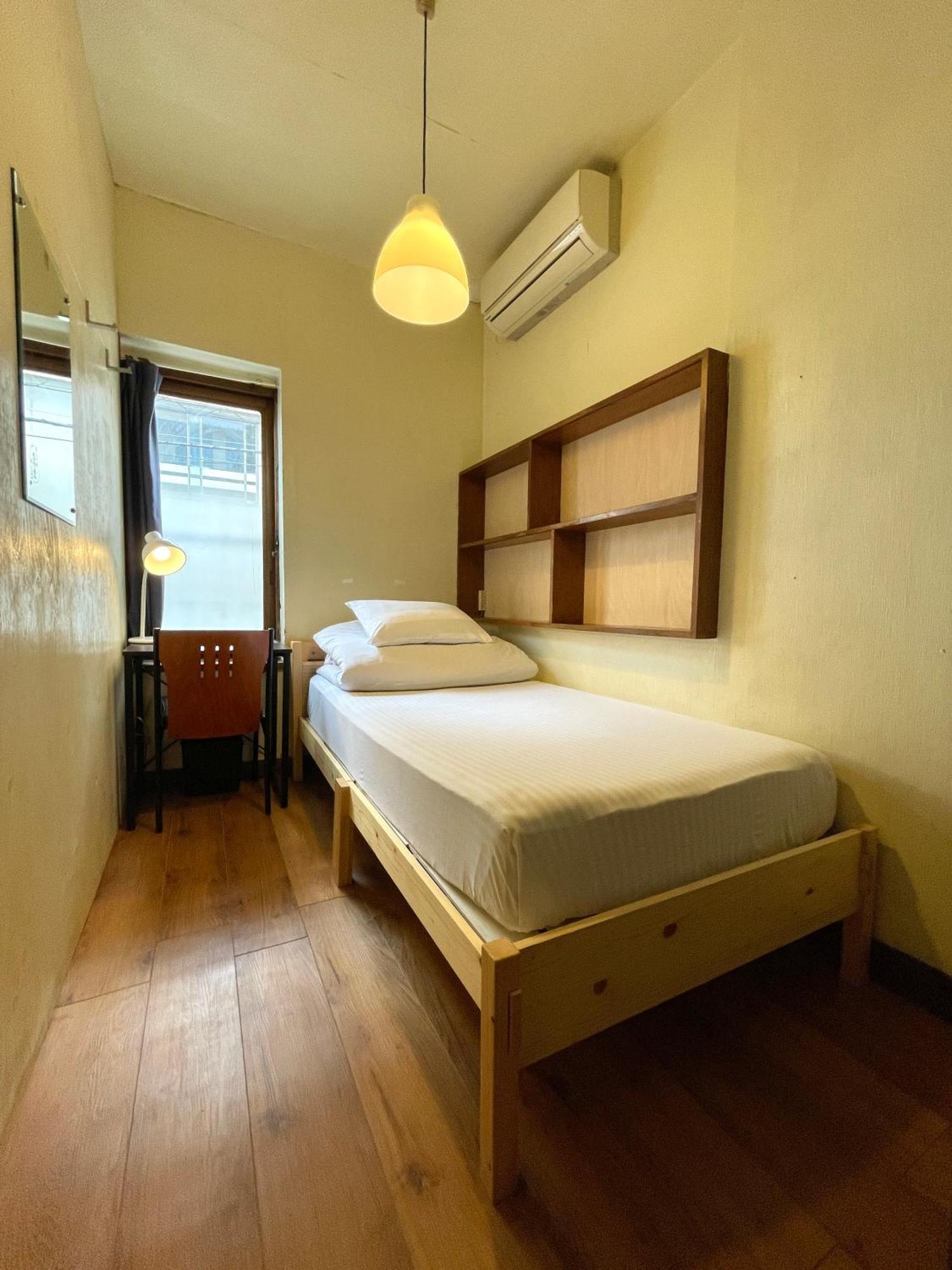 Single Room Shared Shower Toilet